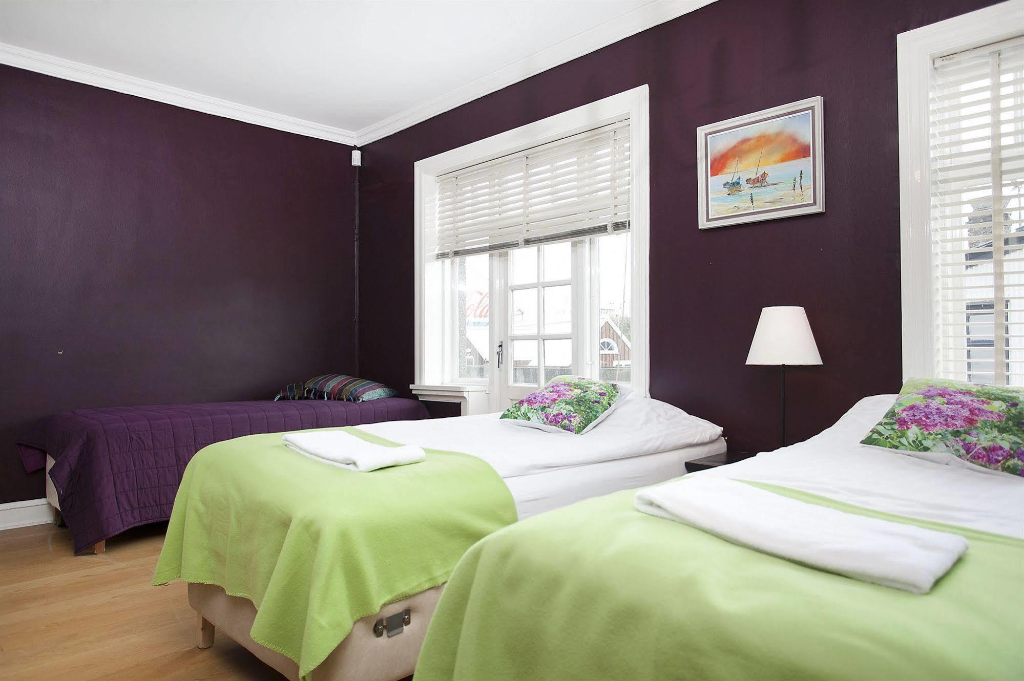 Skolabru Guesthouse เรคยาวิก ภายนอก รูปภาพ